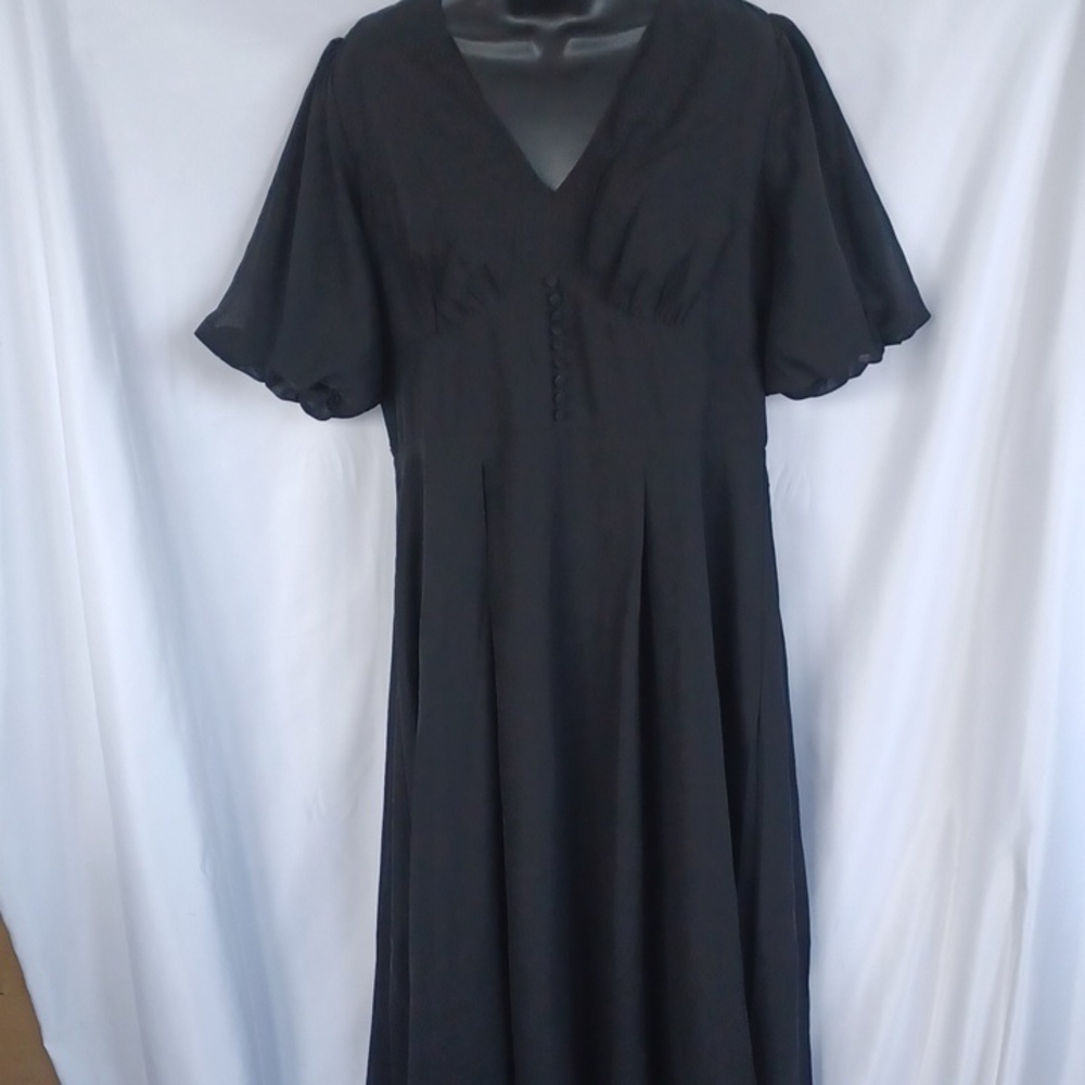 JJ’s House Formal V-nech A-line Chiffon Black Midi Dress with Puff Sleeves - Picture 5 of 9